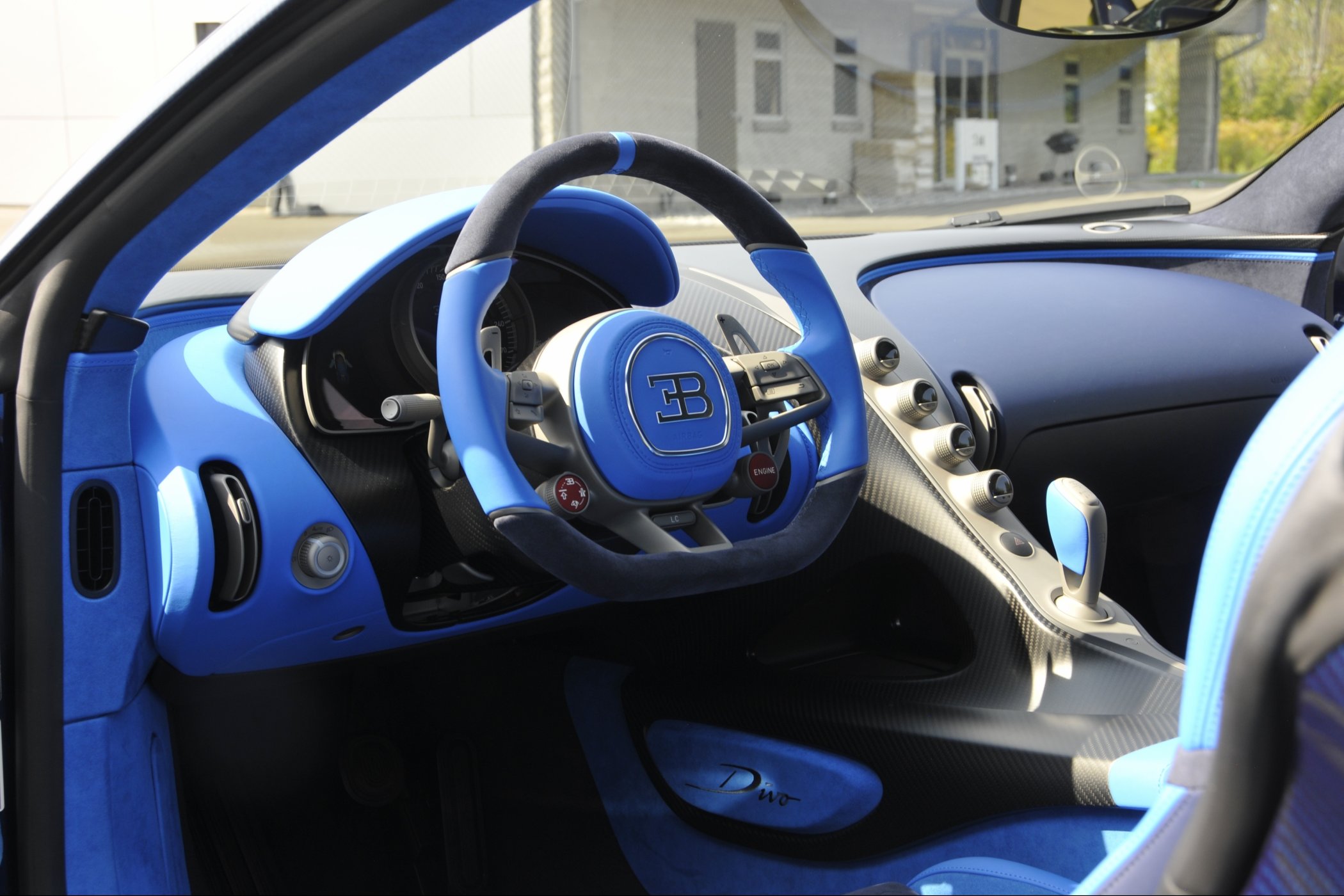2020 Bugatti Divo - 3